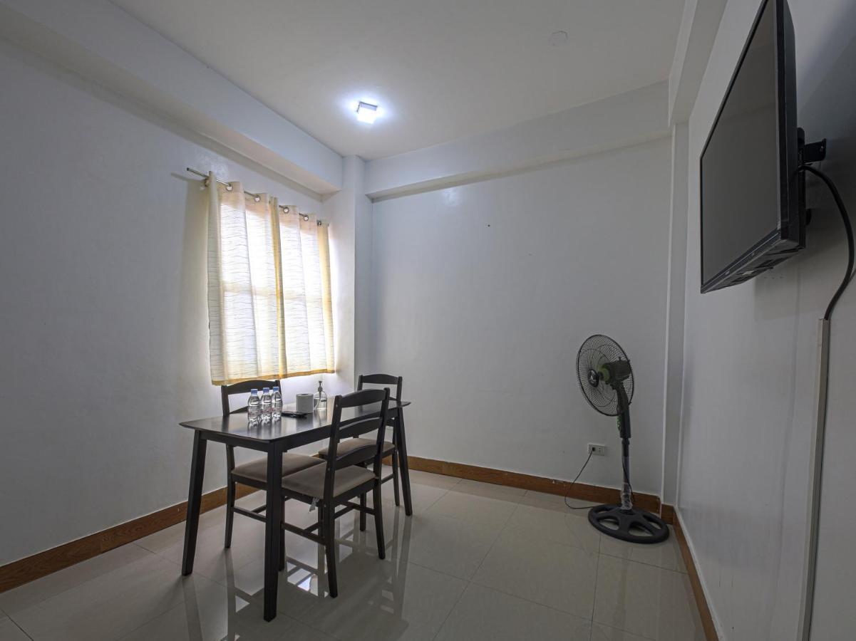 Alicia Apartment Paranaque City Exterior photo