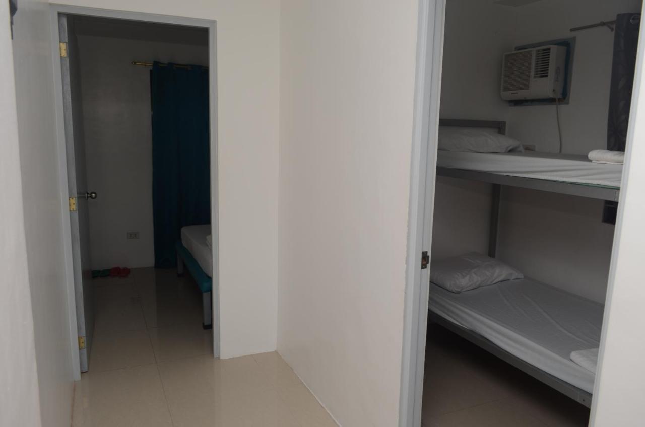 Alicia Apartment Paranaque City Exterior photo